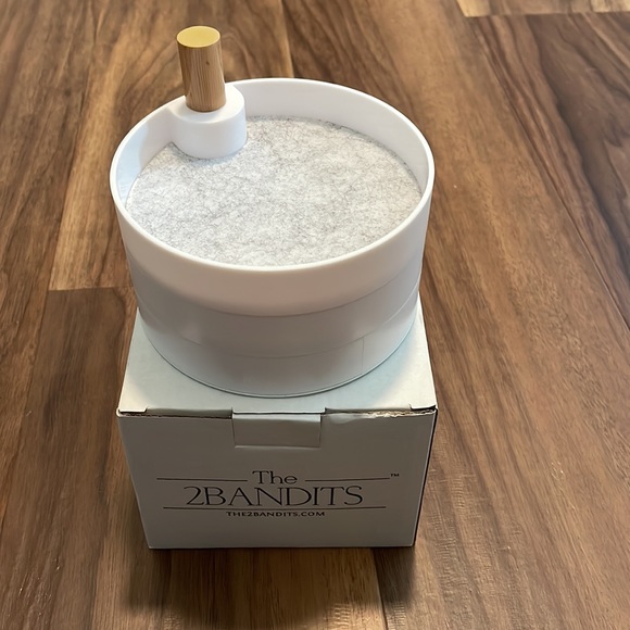 The 2Bandits 3 Tier Catchall Tray - Picture 4 of 7